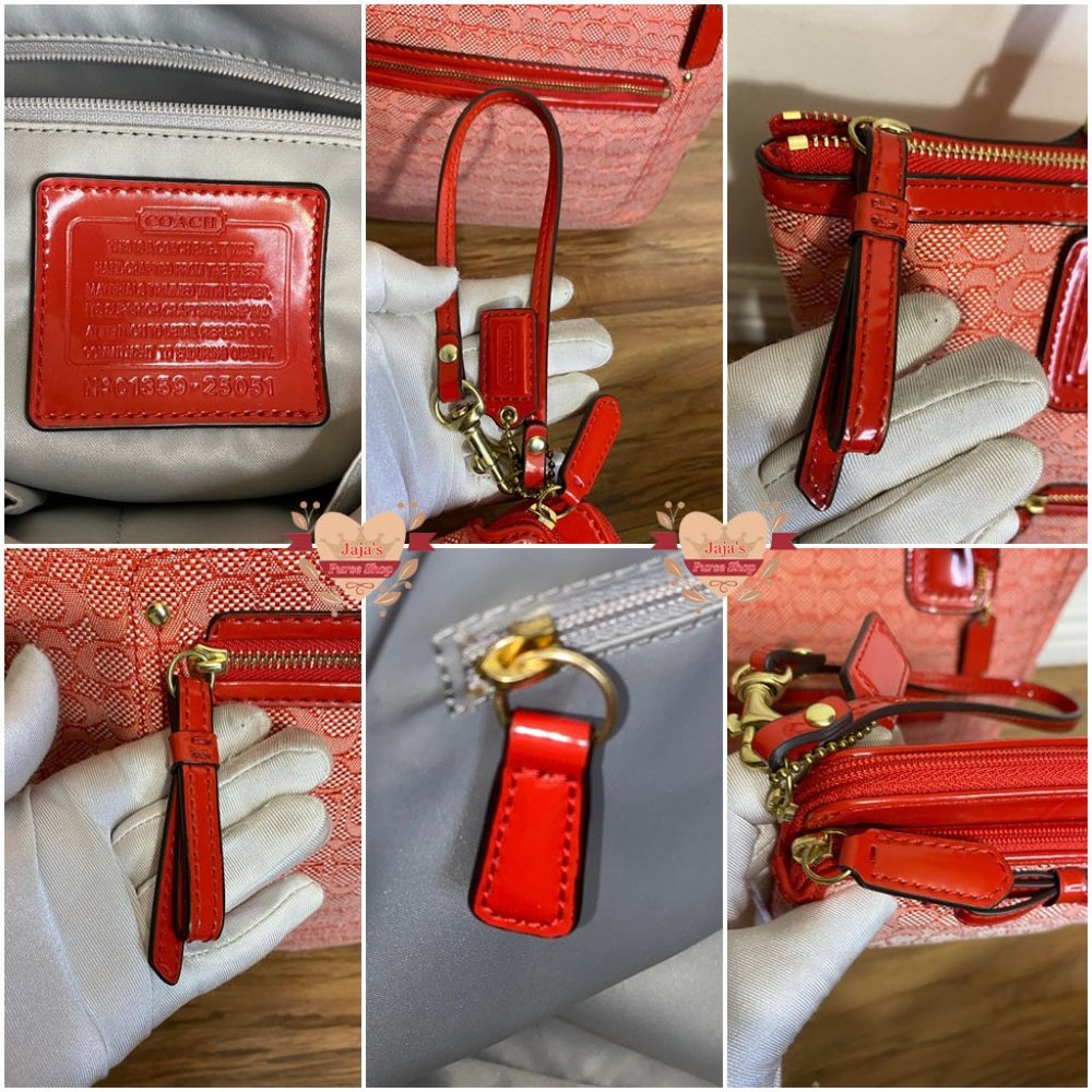 ✅❤️SOLD❤️✅Coach Signature Fabric Purse & Matching Wristlet❤️ - Picture 11 of 17